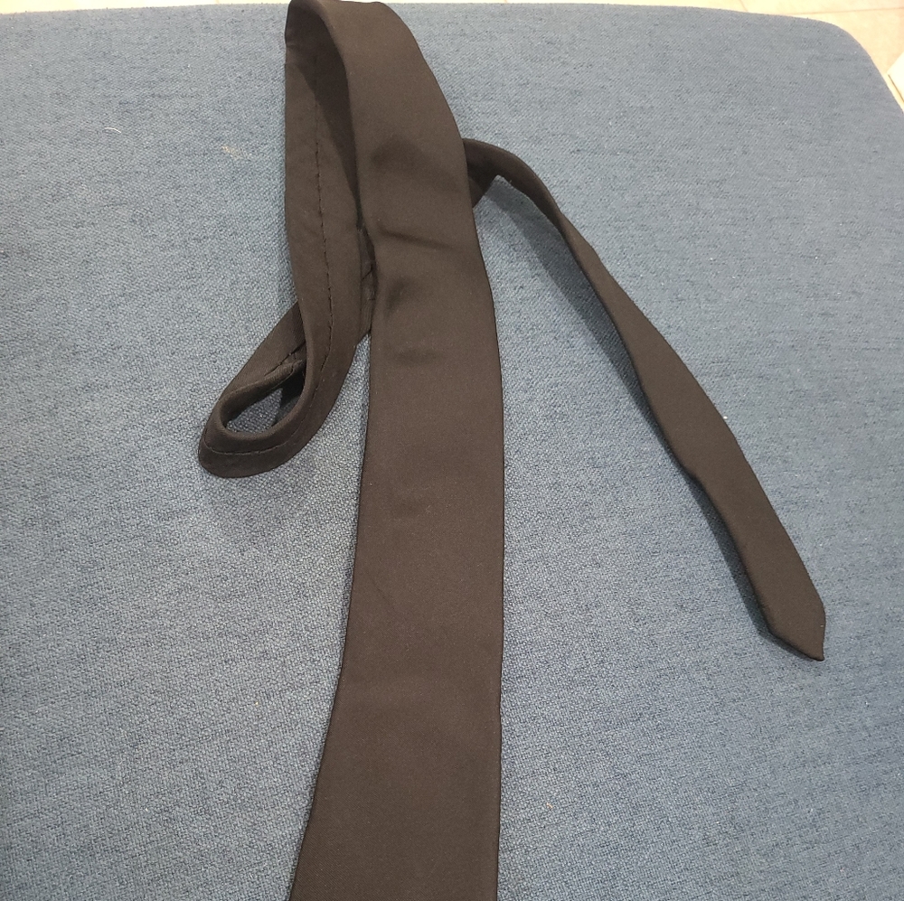 Black tie